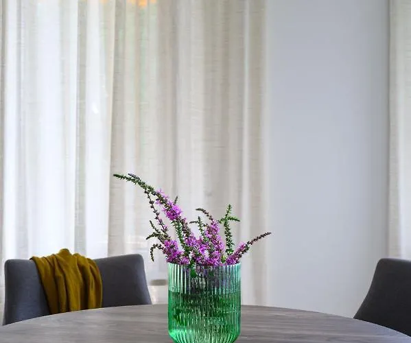 Kurviertel Iii شقة *